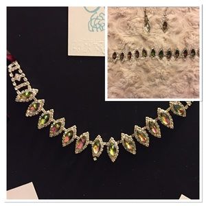 Elegant Necklace & Earring Set 🌠New Listing 🌠